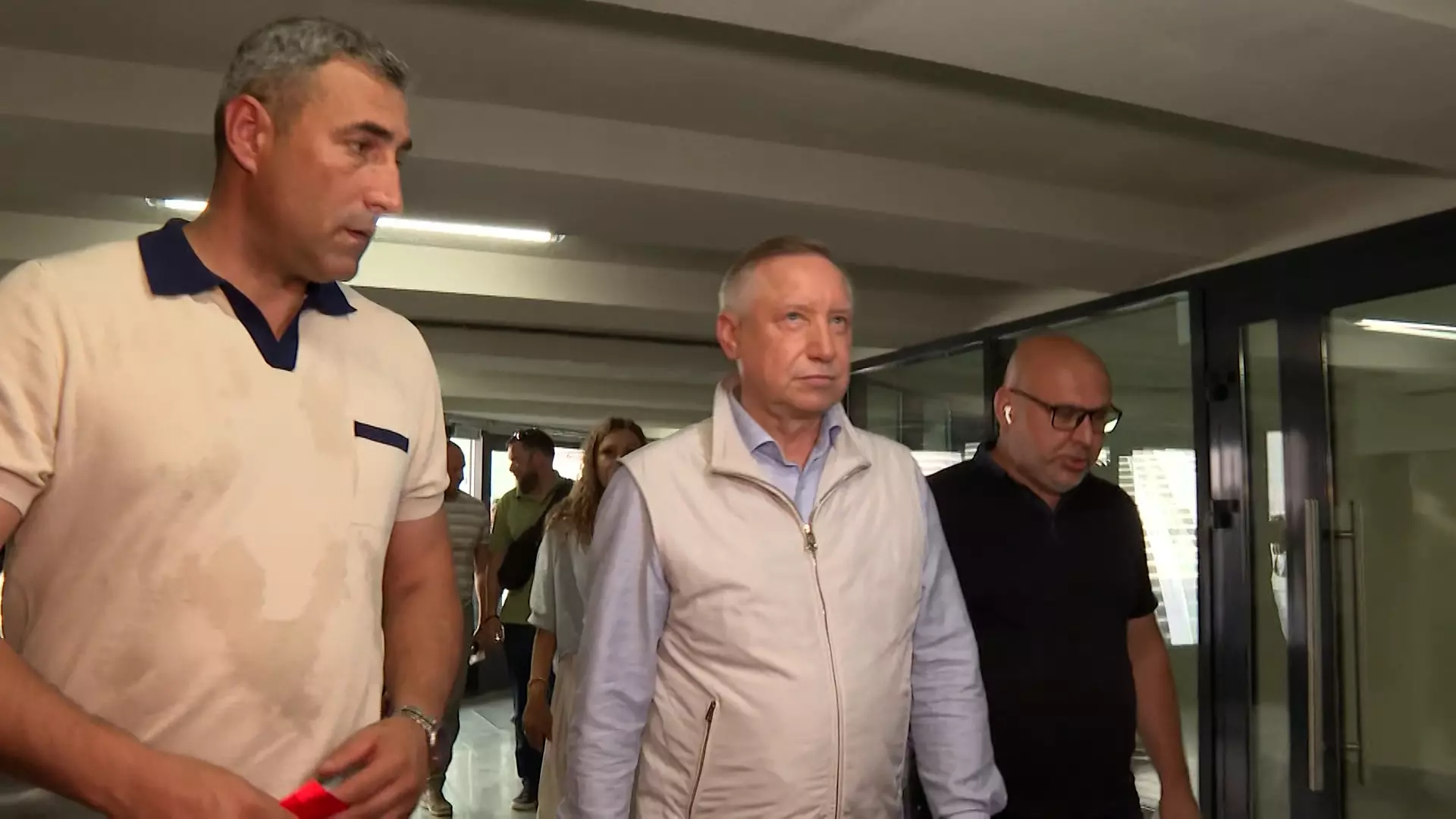 Александр Беглов открыл в Мариуполе современный подземный переход для маломобильных граждан
