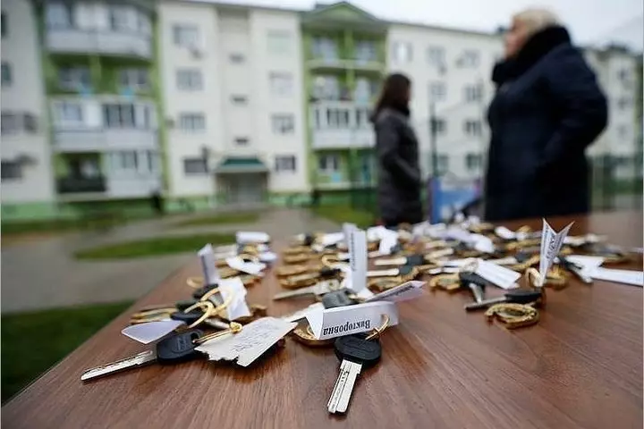 Правительство Петербурга все последние годы активно занимается решением жилищного вопроса горожан