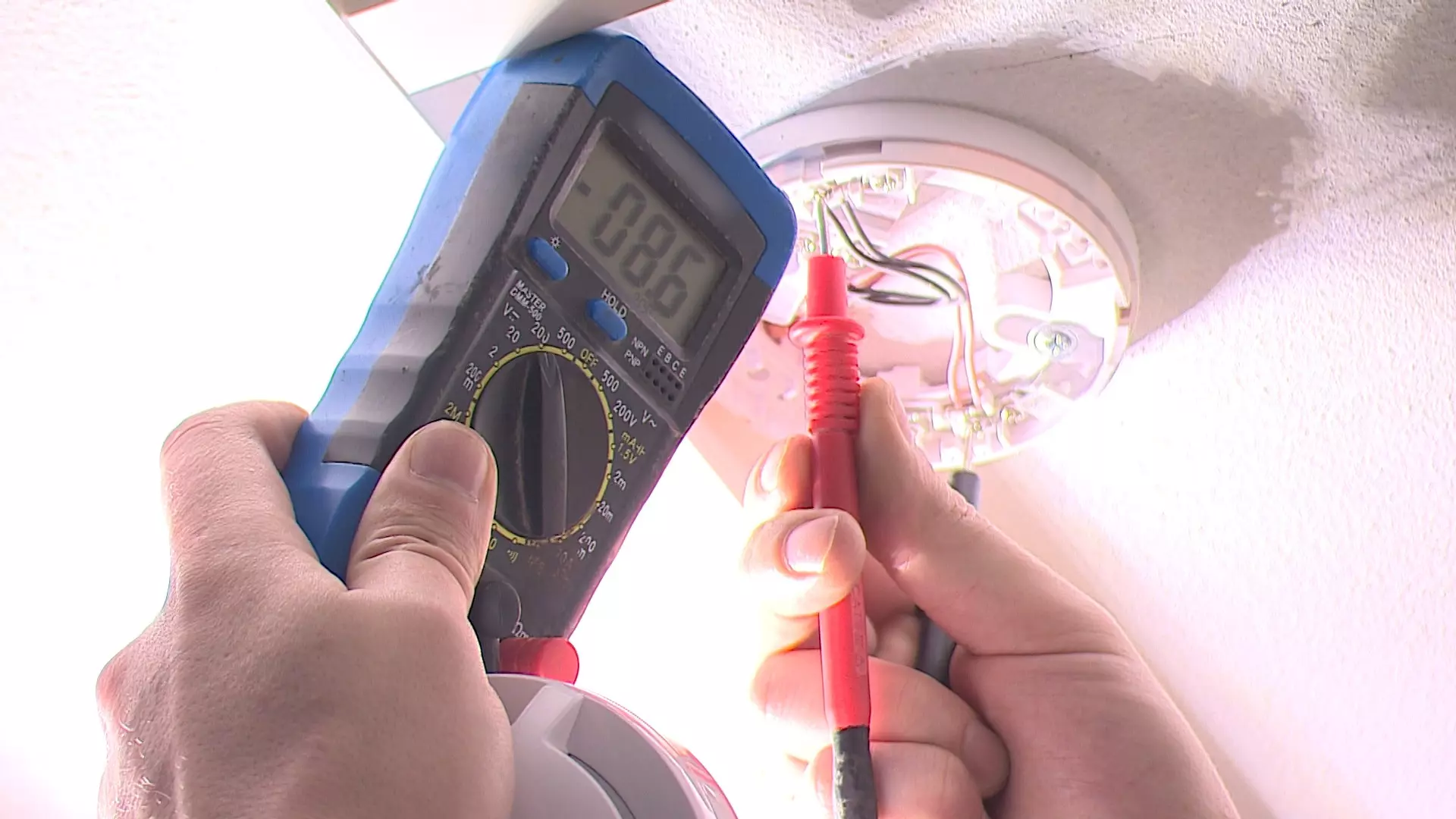 В жилых зданиях проводится масштабная модернизация систем противопожарной защиты