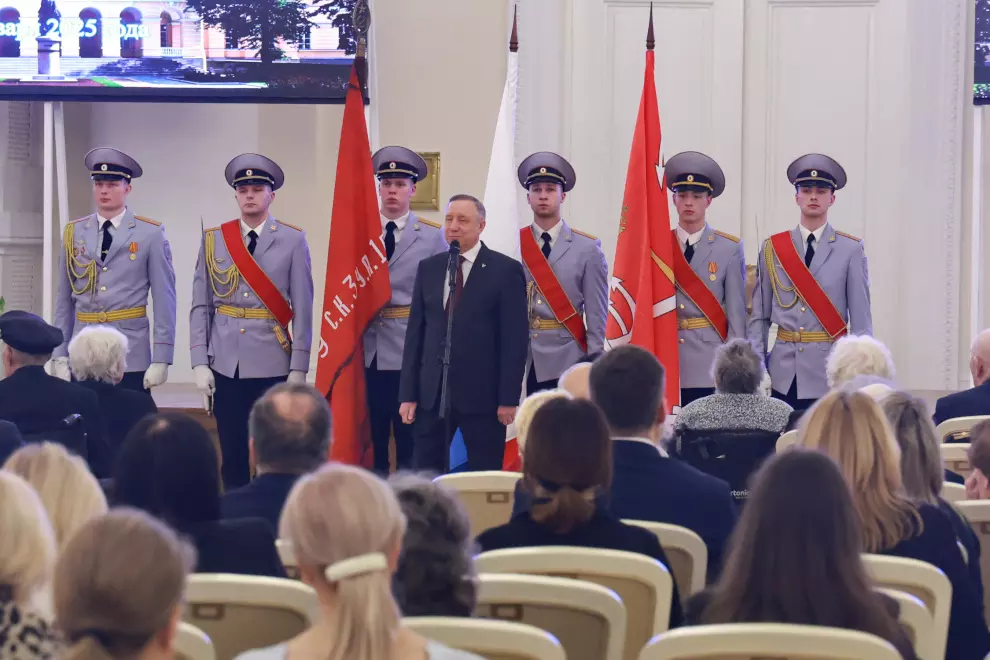 Ветеранам вручили юбилейные медали «80 лет Победы в Великой Отечественной войне 1941-1945 гг.»