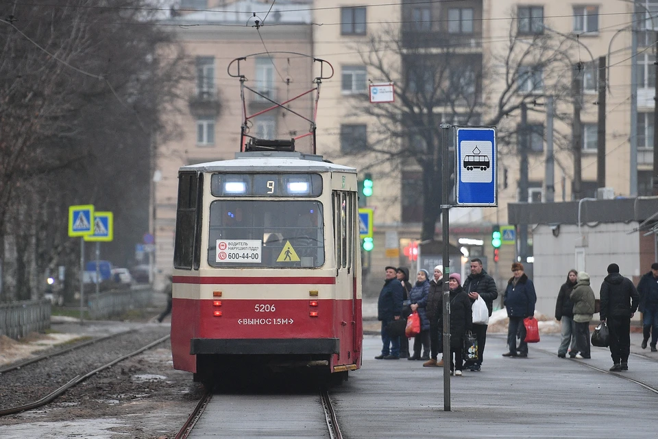 В 2024 году общественным транспортом воспользовались более 1,7 млрд человек