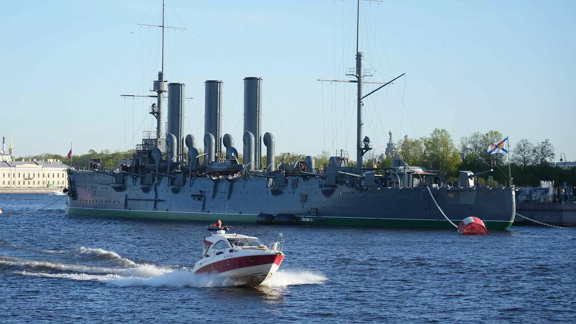 125 лет со дня спуска на воду крейсера «Аврора»