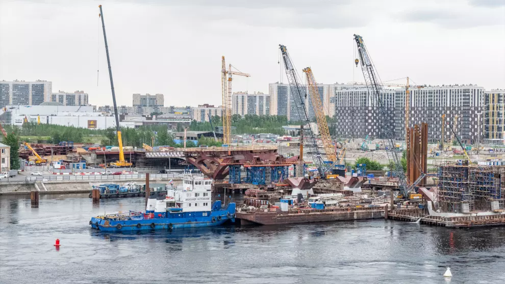 На строительстве Большого Смоленского моста завершен очередной этап работ