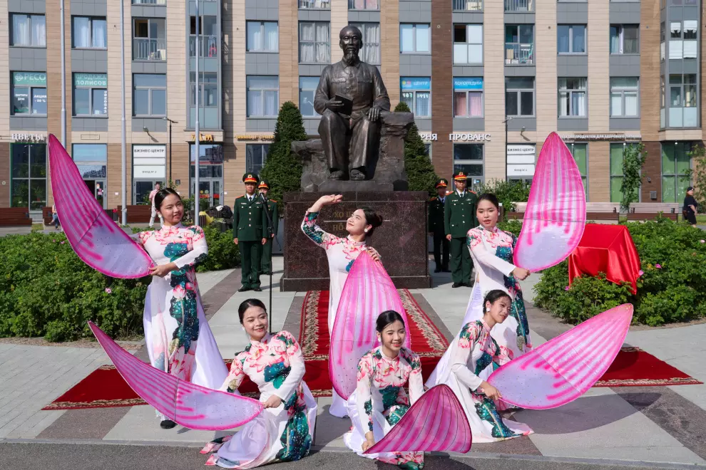 В городе открылась площадь Хошимина