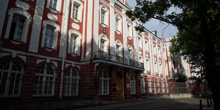 Количество заявлений поданных абитуриентами в вузы увеличилось на 17 %