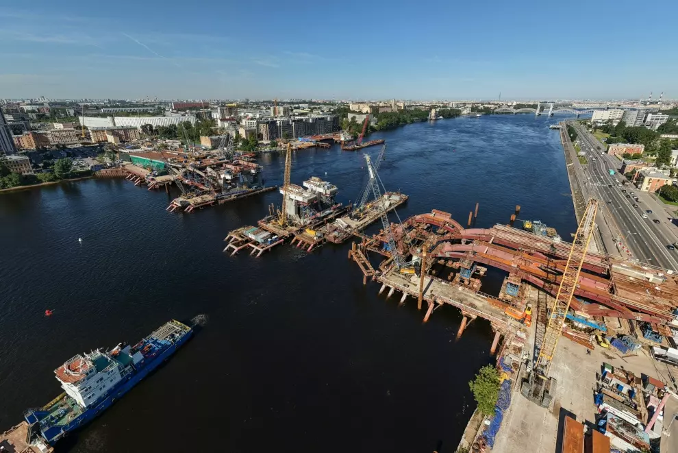 Строители Большого Смоленского моста завершили очередной этап работ