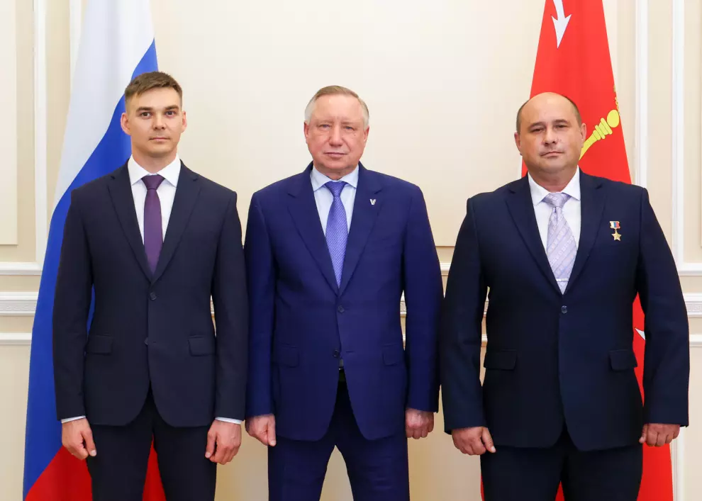 Александр Беглов встретился с участниками второго потока федеральной программы «Время героев» 
