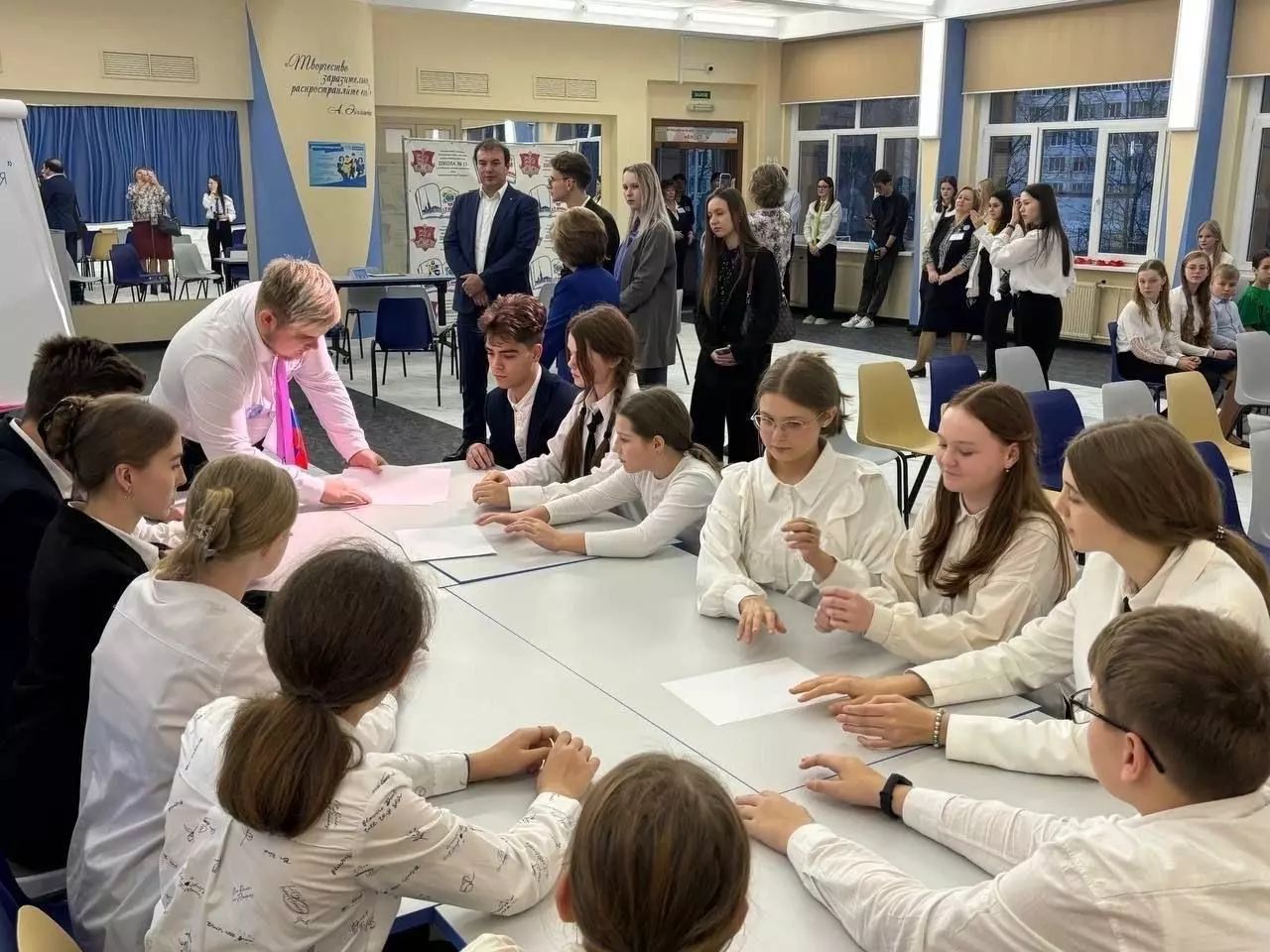 Универсальное образовательно-досуговое пространство «В_месте» открылось в школе №106