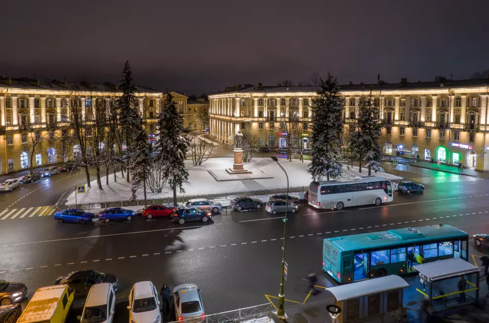 В Колпино завершены работы по оформлению архитектурно-художественной подсветкой фасадов зданий