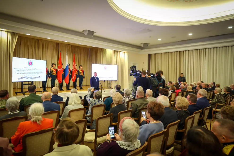 Итоги  Года защитника Отечества и 80-летия Великой Победы подвели  на традиционной предновогодней встрече 