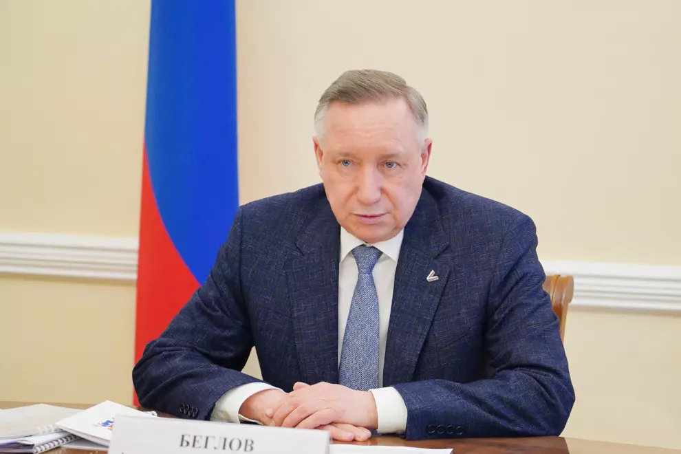 Александр Беглов поблагодарил всех медиков и работников родильных домов, которые трудились в новогоднюю ночь