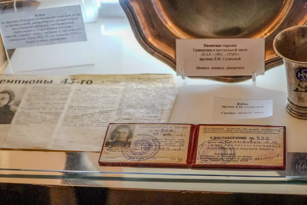 В Государственном музее спорта открылась выставка «Негасимый свет