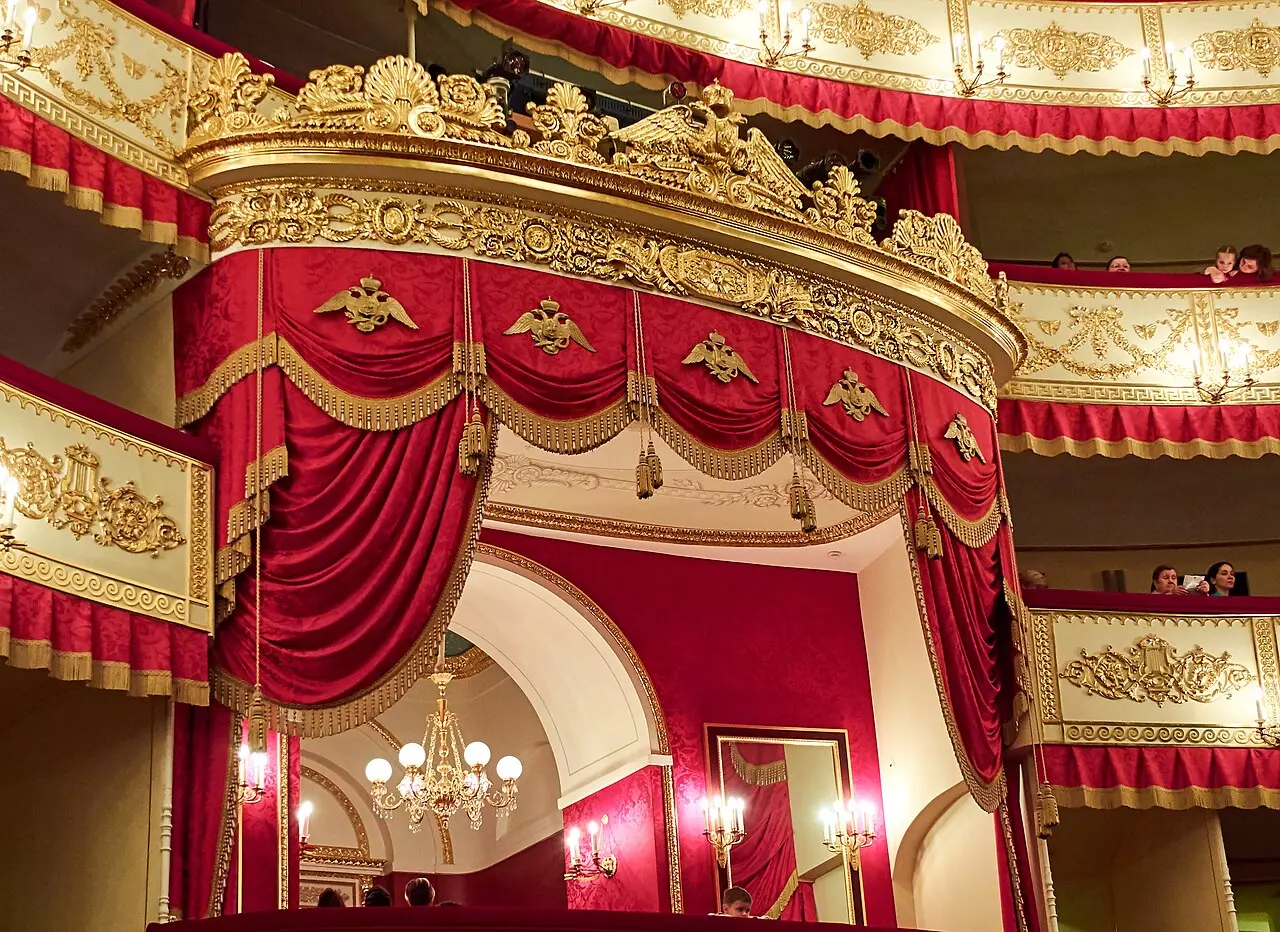 Для города театральное искусство всегда имело особое значение