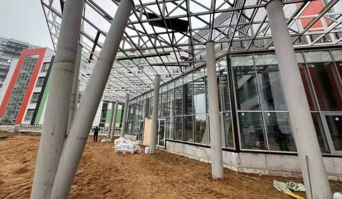 Строительство школы в одном из районов выходит на финишную прямую