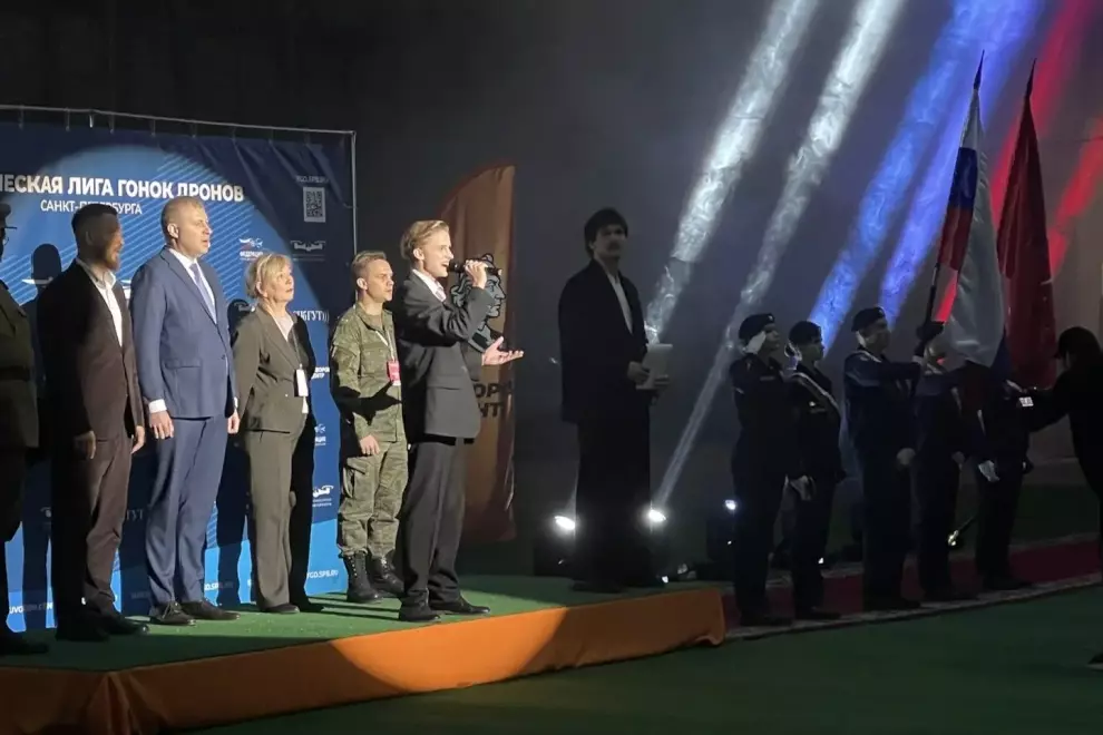 В городе начались соревнования первой в России Студенческой лиги гонок дронов