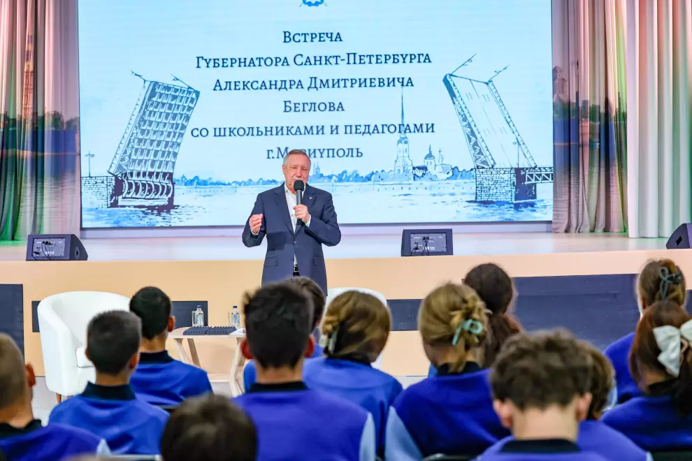Александр Беглов посетил сегодня детский оздоровительный комплекс «Дружных»