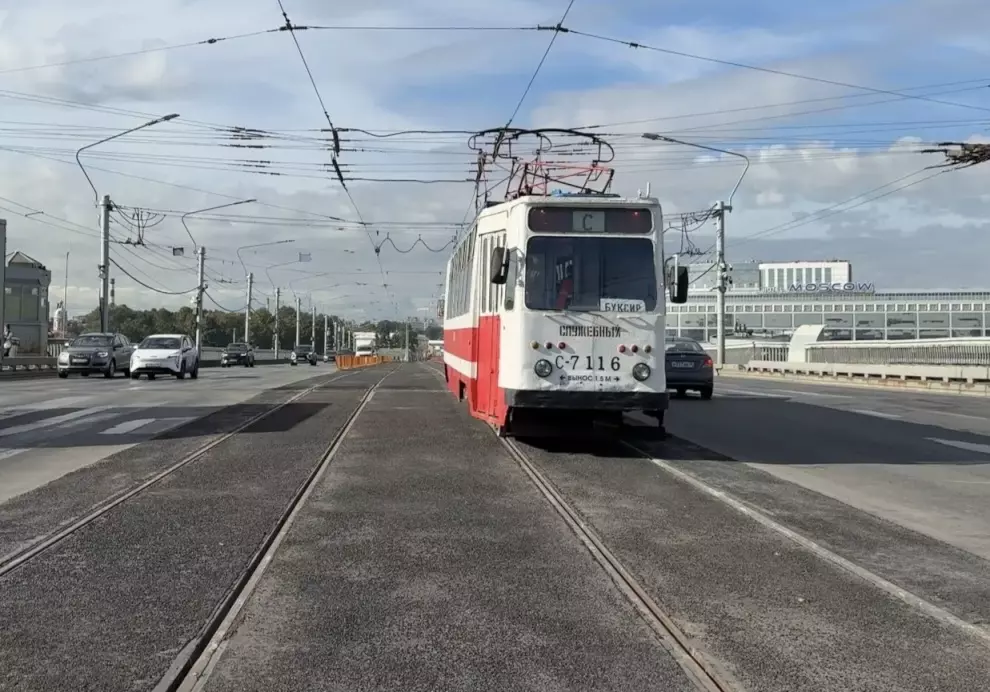 Завершён первый этап масштабного обновления моста Александра Невского